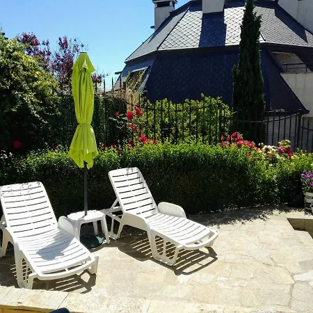 Apartament Elinor Budjaka *