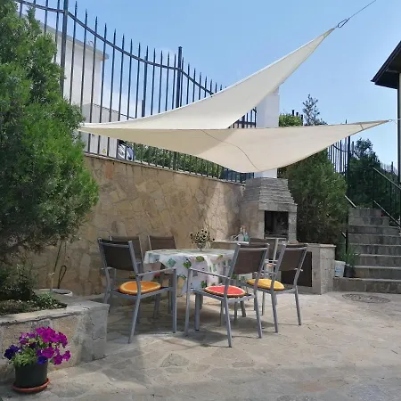 Lägenhet Elinor Budjaka *