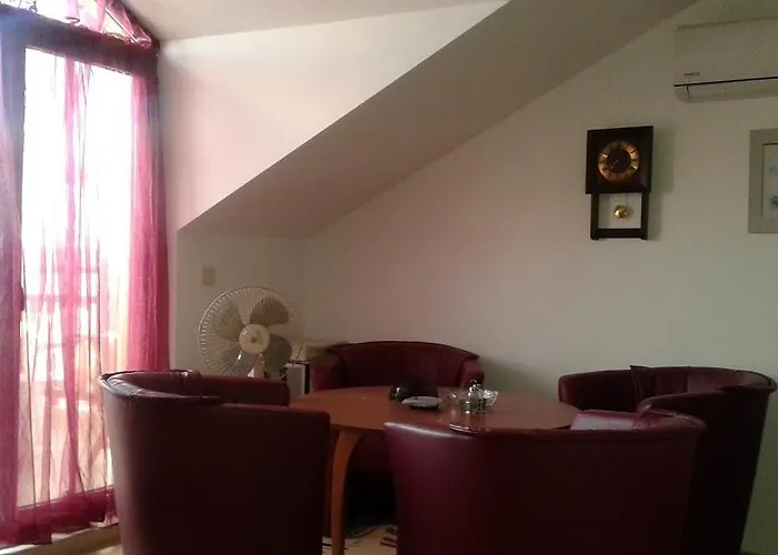 Elinor Budjaka Sozopol