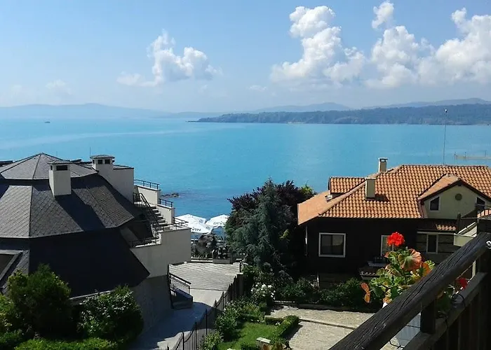 Elinor Budjaka Sozopol