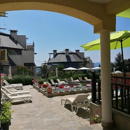 公寓 Elinor Budjaka *