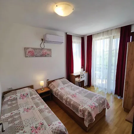 Apartment Elinor Budjaka Sozopol