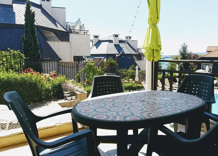 Apartament Elinor Budjaka