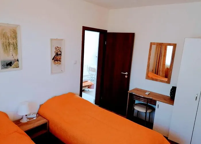 Apartament Elinor Budjaka *